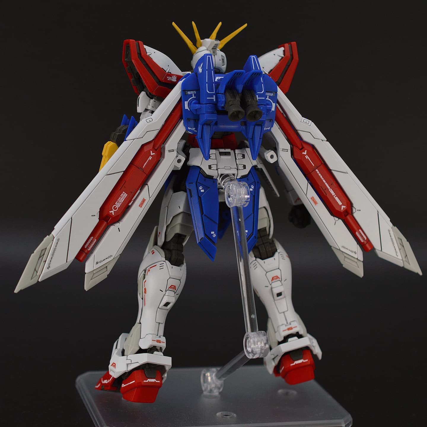 RGゴットガンダムのプラモデル完成写真