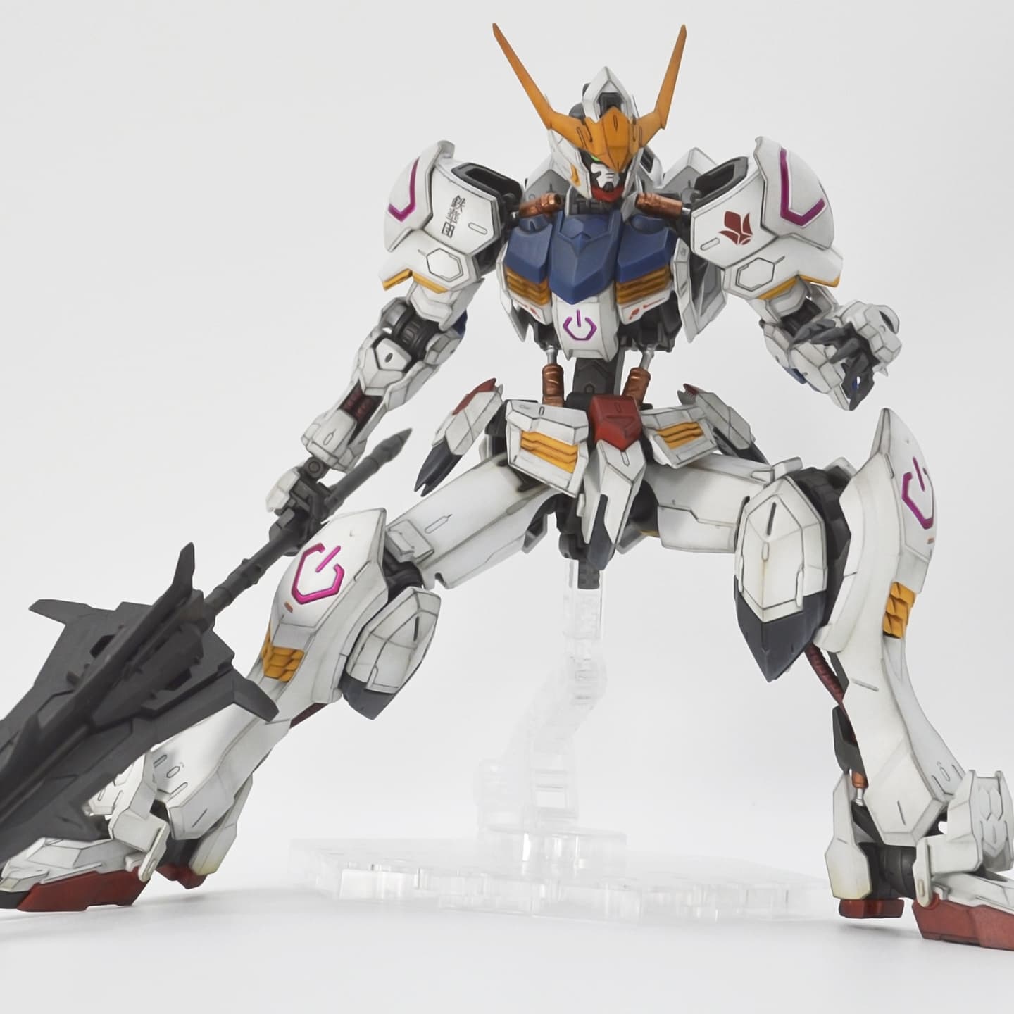 MGガンダムバルバトスのプラモデル完成写真